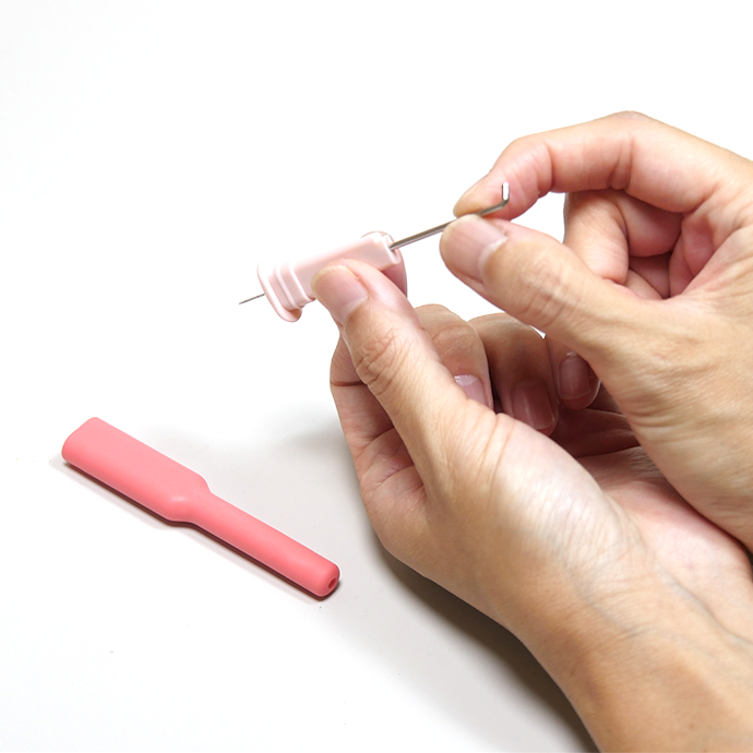 Hamanaka H441-043 Felting Needle Grip